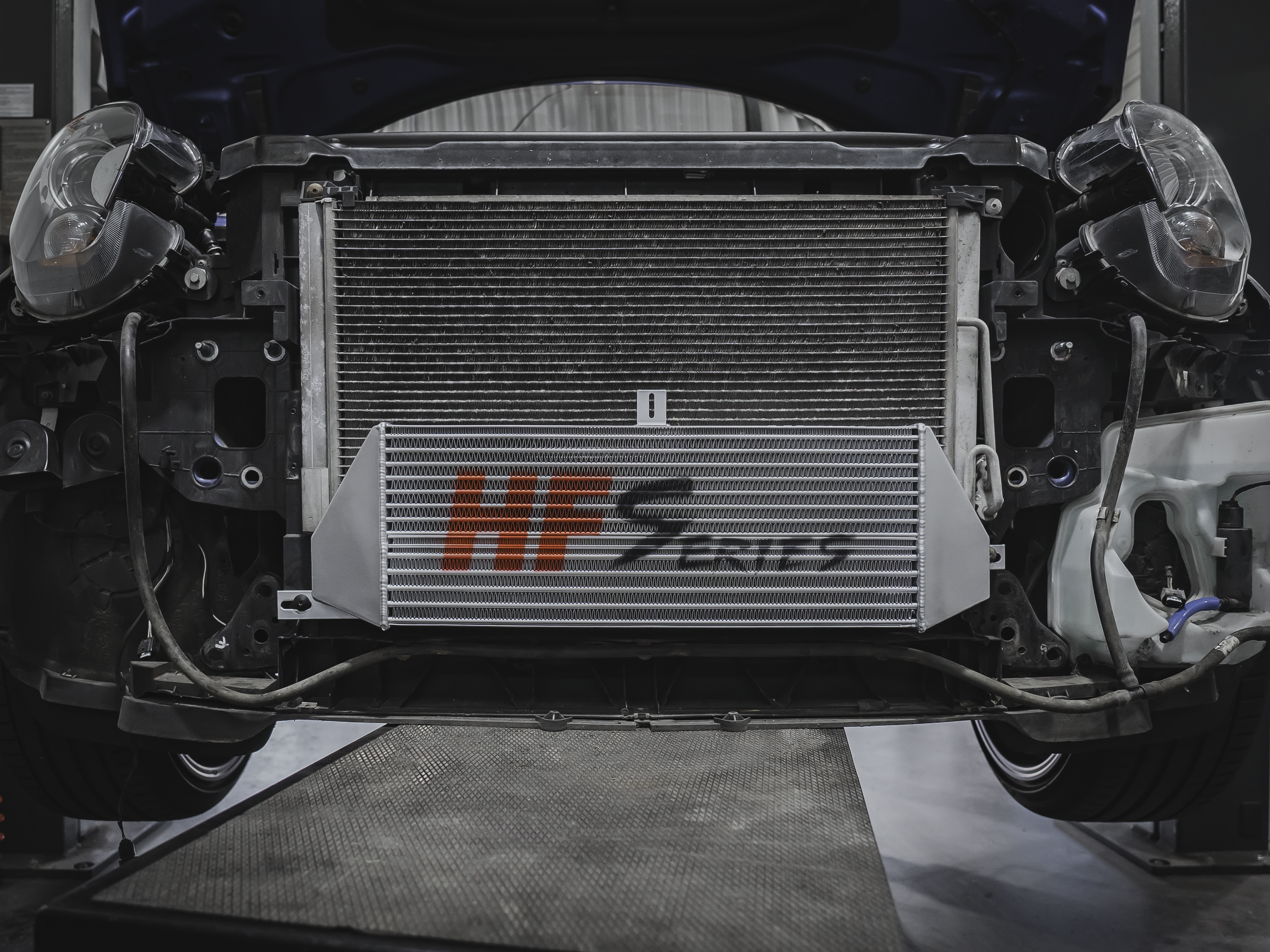 HF-Series Ladeluftkühler Mini Cooper S/ JCW/ GP2 R55/56/57/58/59/R60