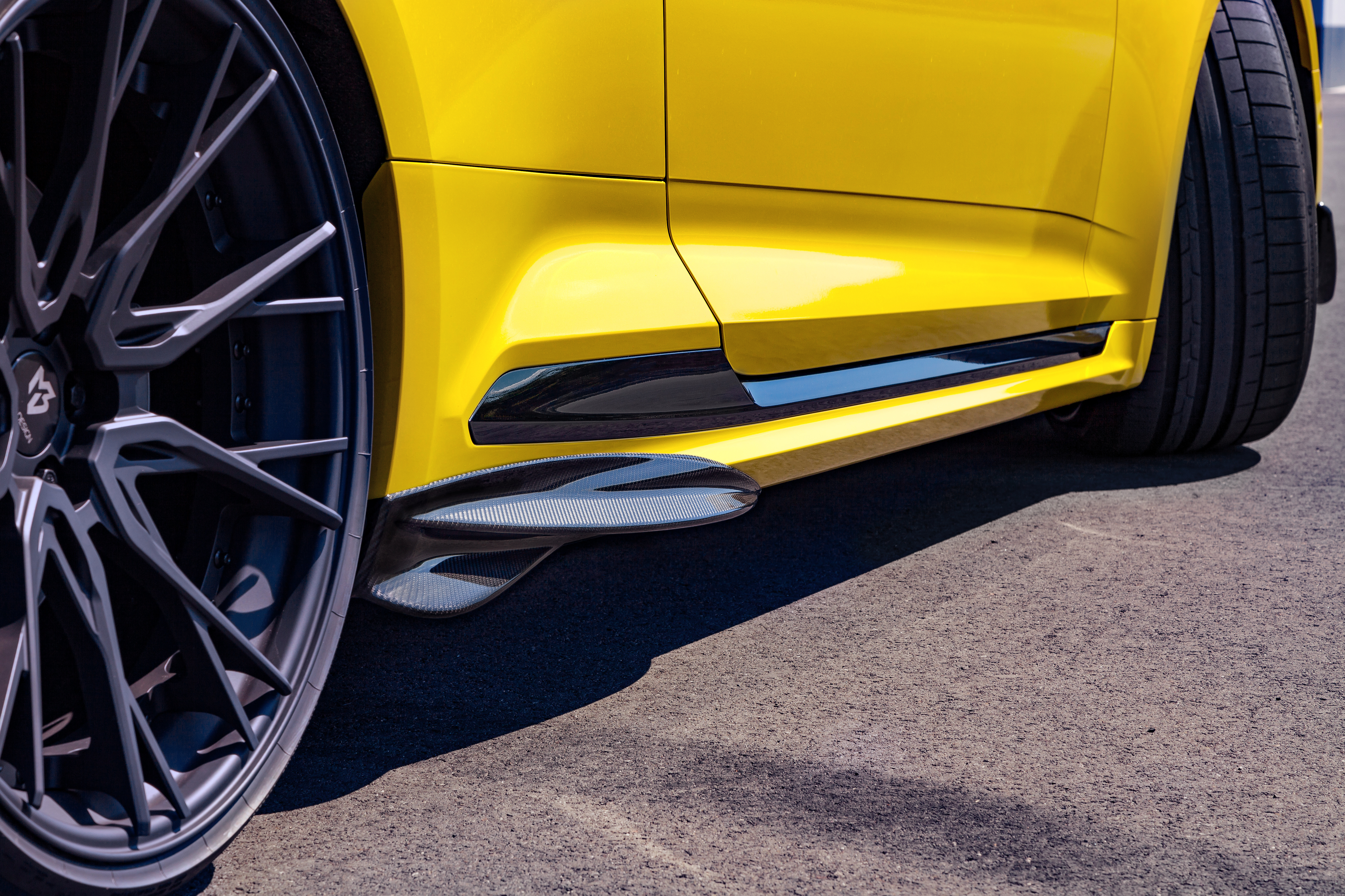 Capristo Seitenfinnen aus Vollcarbon für Audi RS5 F5 Coupé – glanz