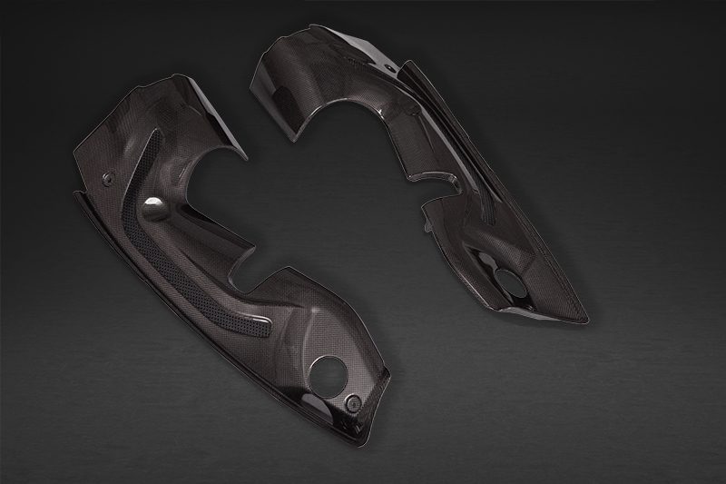 Capristo Carbon Motorraum-Seitenteile Ferrari F8 glanz