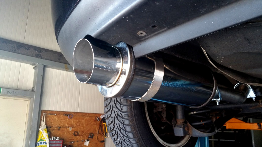 Magnaflow Schalldämpfer für VW Golf 4 1,4-1,6