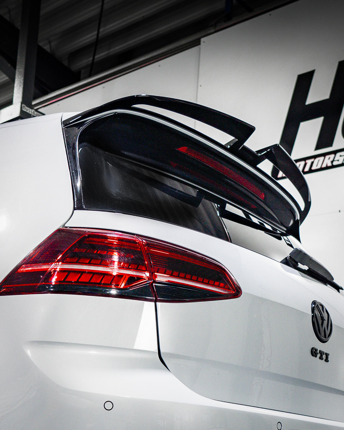 Heckspoiler VW Golf 7R / R Line / GTI / GTD / GTE /E-Golf (Facelift +Vorfacelift) ABS / Echtcarbon-Hochglanz - ABS