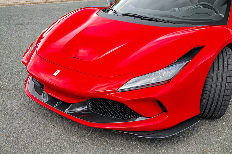 Capristo Carbon Frontspoiler Ferrari F8 mit Seitenluftführung glanz