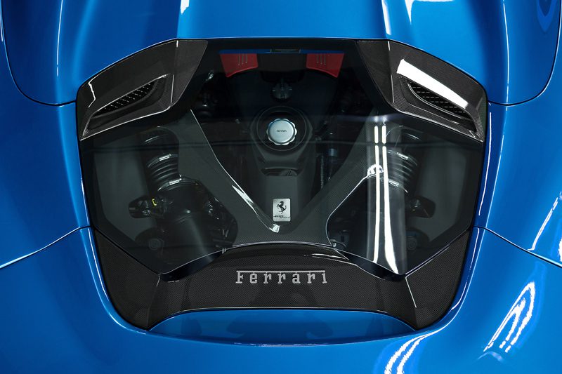 Capristo Heckklappe Design W Ferrari 488 GTS Vollcarbon glanz
