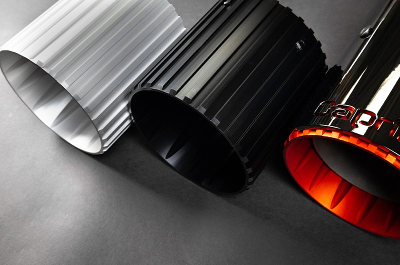 Capristo Endrohre Ferrari F8 eloxiert schwarz rot silber