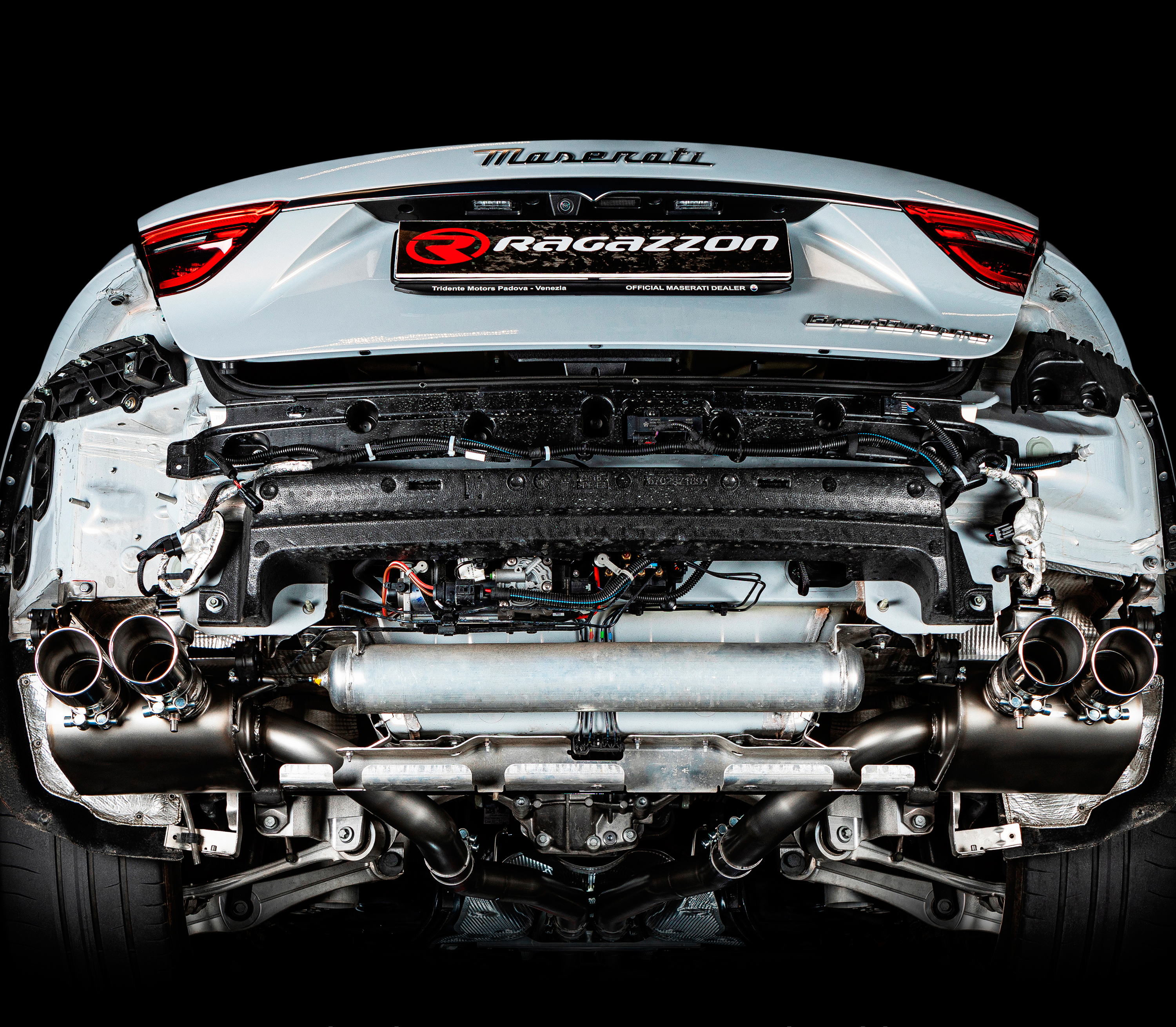 Sportauspuff Maserati GranTurismo Modena 3.0 V6 2x90mm | Ragazzon