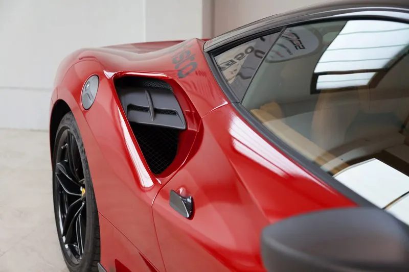 Capristo Carbon Seitenpanel Lufteinlass Ferrari 488 Set Vollcarbon matt