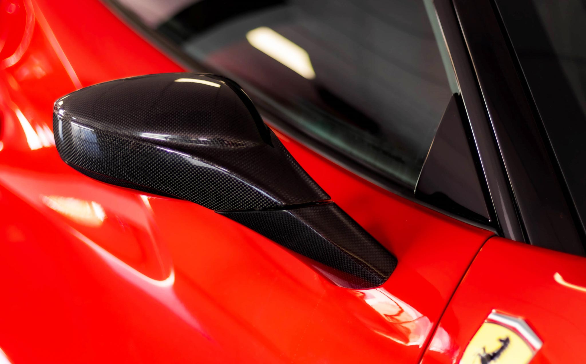 Capristo Carbon Außenspiegelgehäuse Ferrari 488 Vollcarbon matt